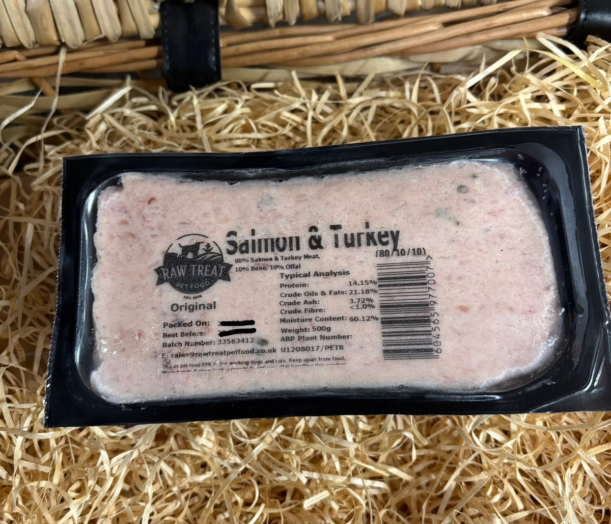 Salmon & Turkey 80/10/10 Mince. Raw Treat.