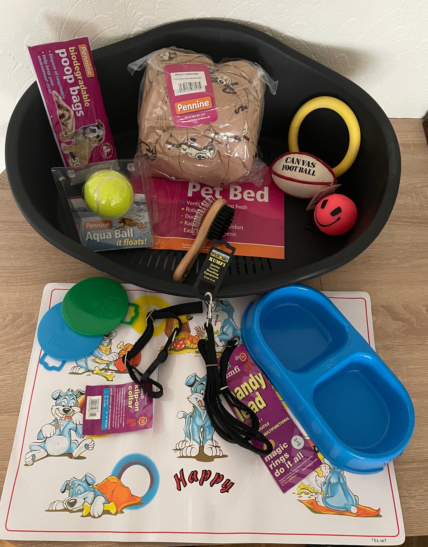 New Puppy Bed and Accessory Pack