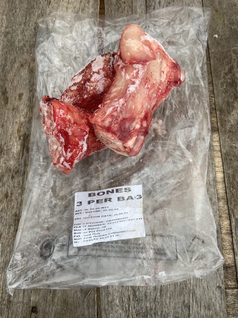 Bones - 3 pack.  Meaty Knuckle Bones - Raw.  (Approx 1.5kg)