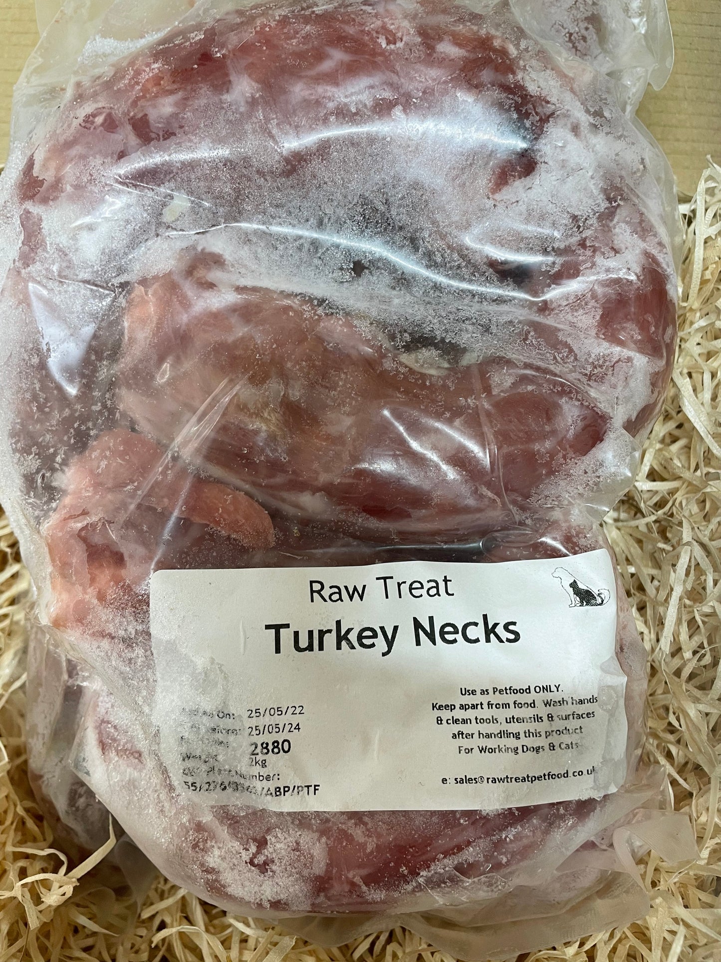 Turkey Necks - Raw.